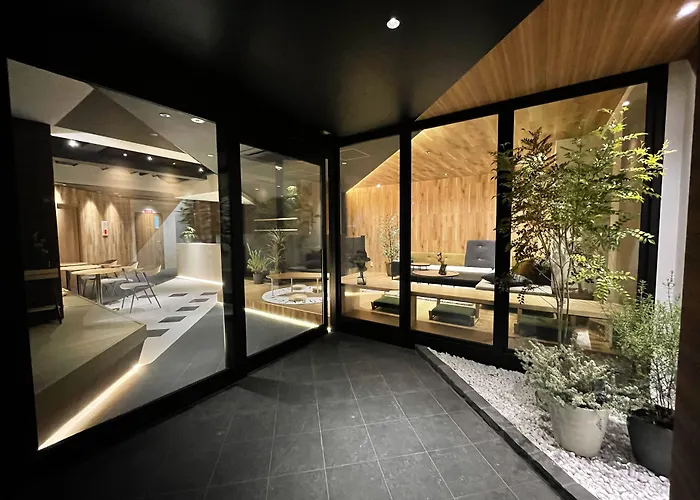 R Hotel Namba